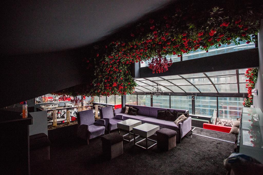 Living Hotel Tirana Exterior photo